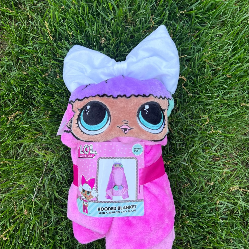 L.O.L. Surprise! Pink and Purple Kids Bedding Wearable Hoodie Throw Accessories